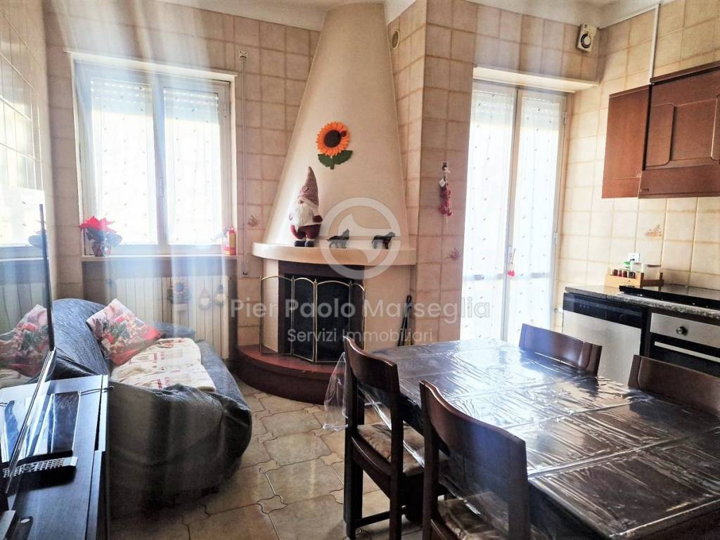 Appartamento a Ostuni in Via Giorgio Amendola - Foto 4