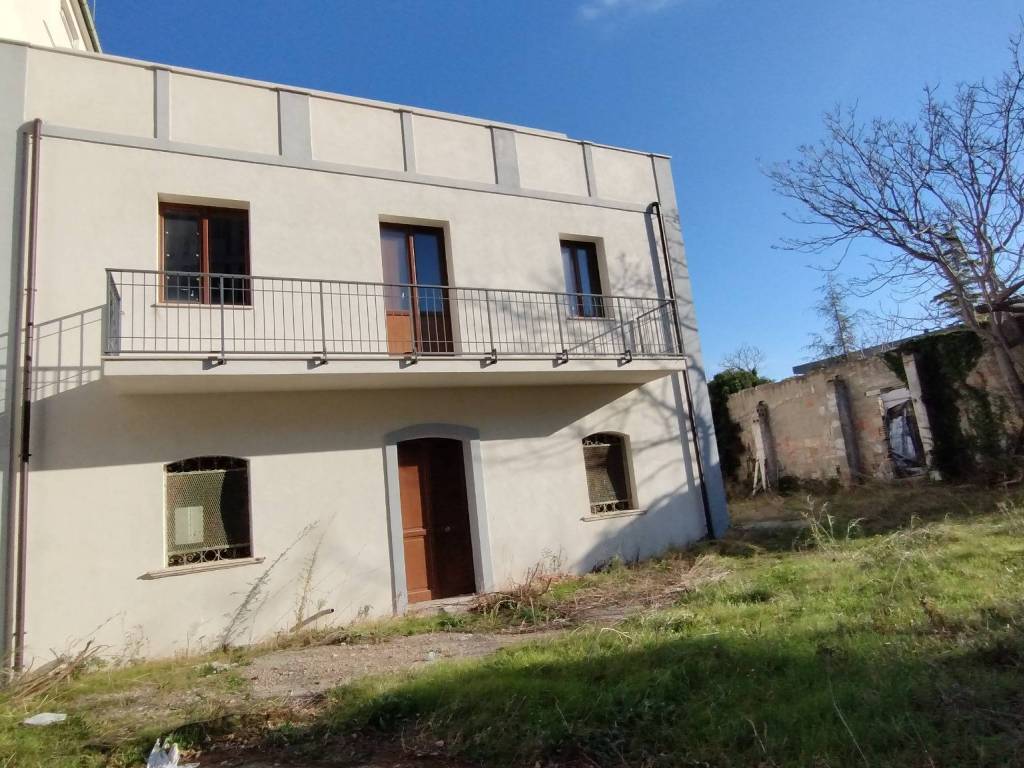 Villa a Larino in Piazza del Popolo, 16 - Foto 2
