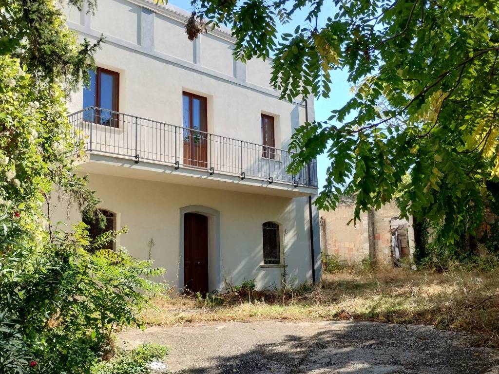 Villa a Larino in Piazza del Popolo, 16 - Foto 3