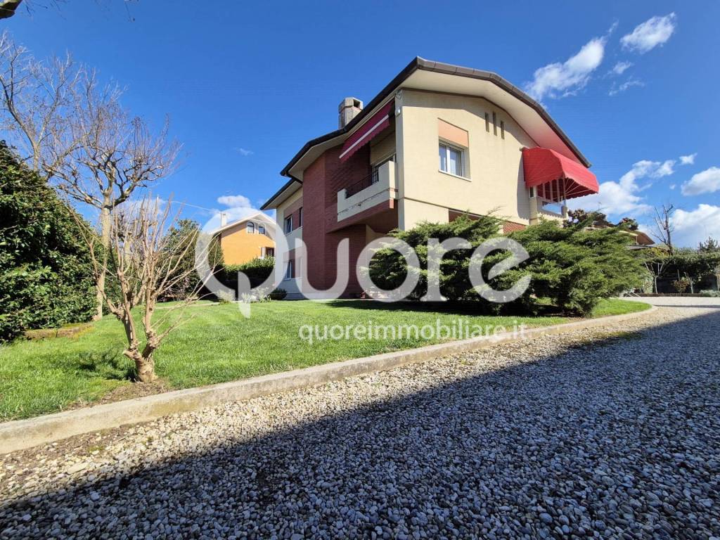 Casa indipendente a Udine in VIA MARTIGNACCO - Foto 2