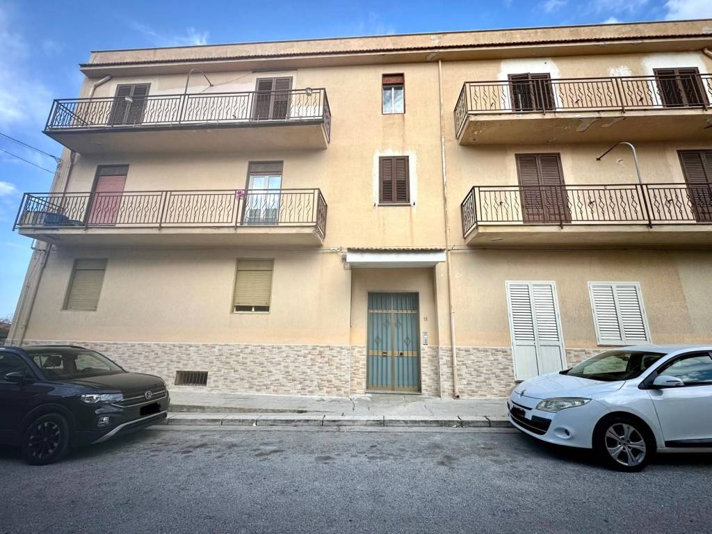 Appartamento a Terrasini in Via Luigi Capuana - Foto 2