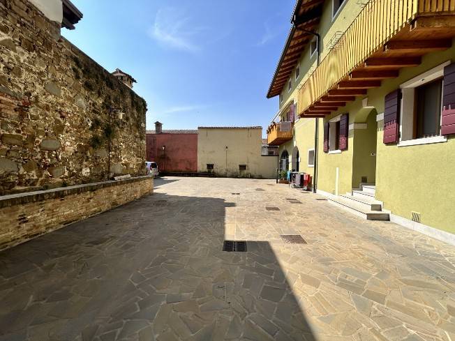 Appartamento a Cormons in Via San Giovanni, 38 - Foto 2