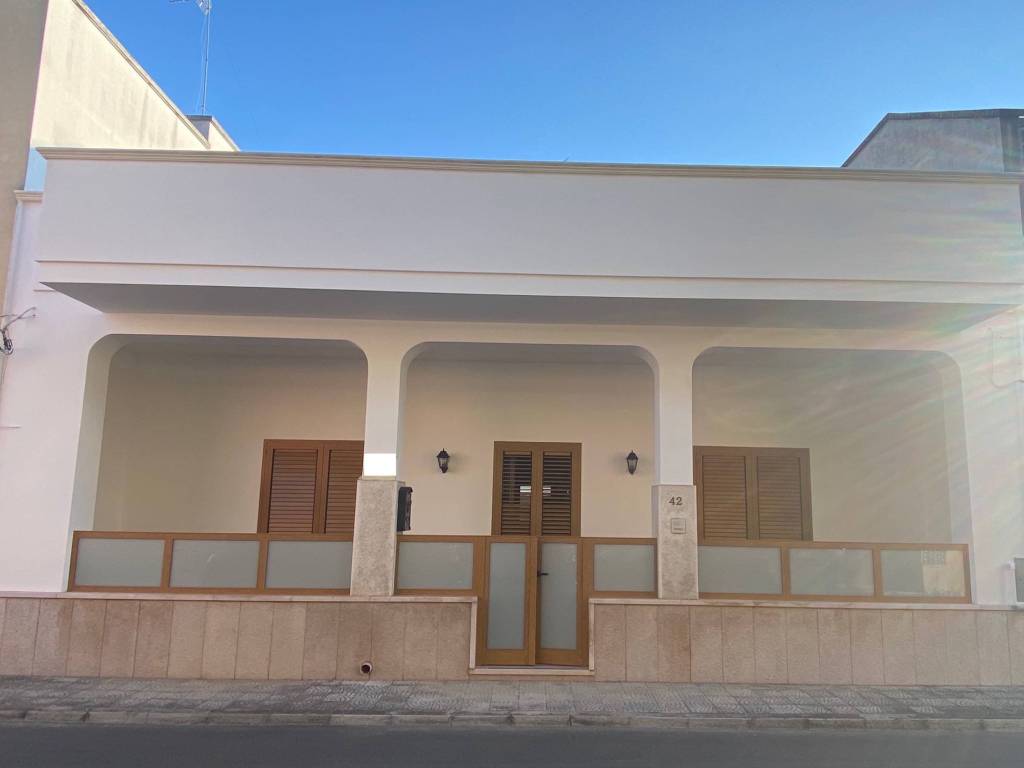 Appartamento a Veglie in Via Ugo Foscolo, 42 - Foto 2