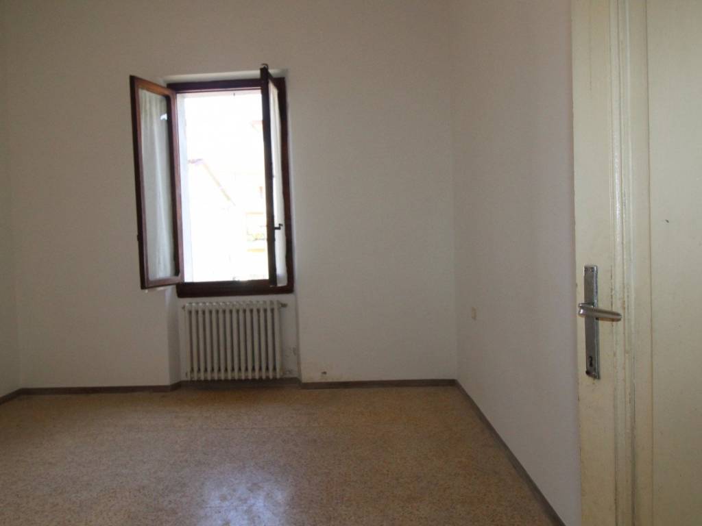 Appartamento a Montevarchi in Via Ventiquattro Maggio - Foto 2