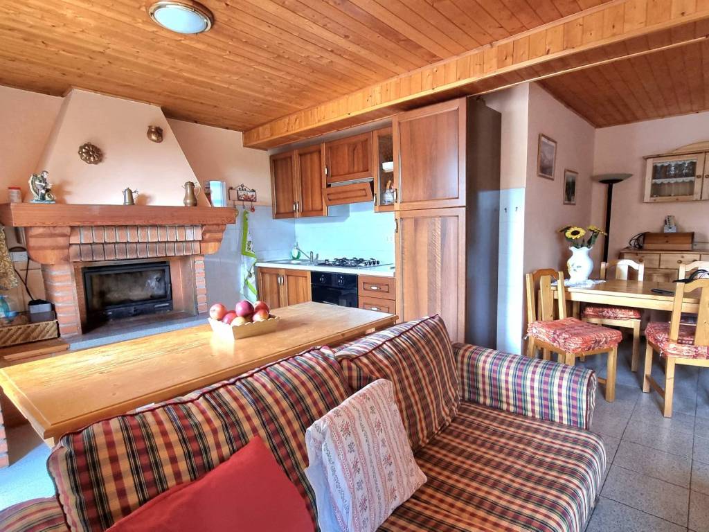 Casa indipendente a Valdilana in Borgata Rivetto, 2 - Foto 3