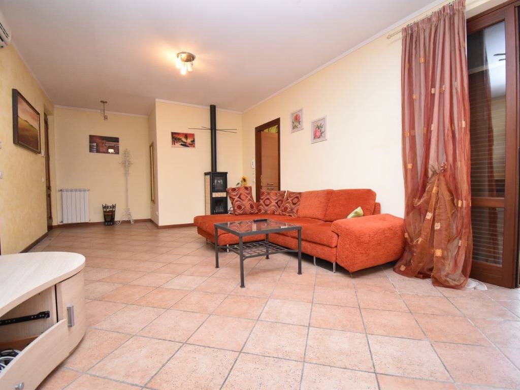 Appartamento a Seravezza in Via Catena, 247 - Foto 2