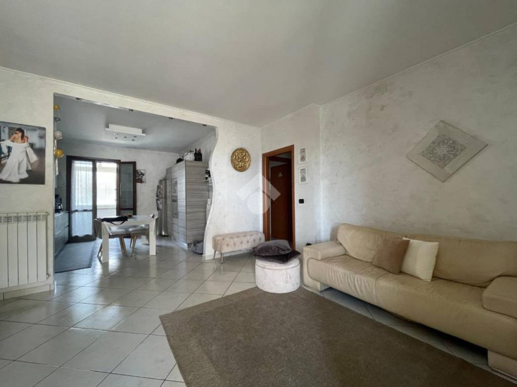Appartamento a Lizzanello in Via Abruzzo, 1 - Foto 2