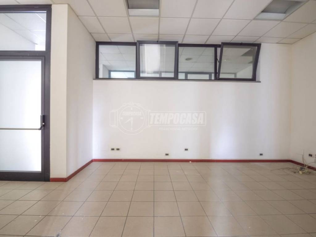 Immobile a Corridonia in Viale Dell'Industria - Foto 4
