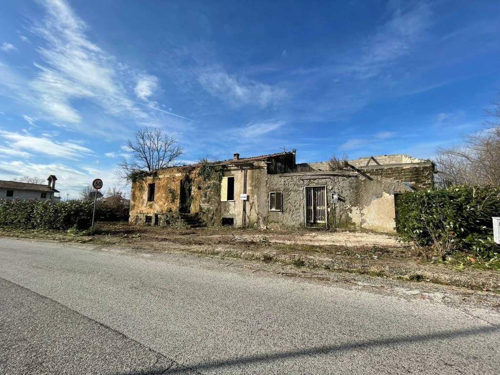 Rustico / casale a Fontana liri - Foto 3
