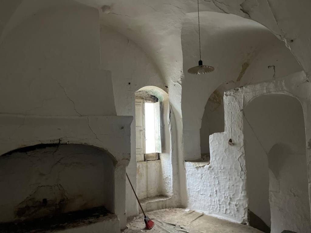 Appartamento a Ceglie messapica in Via Enrico Toti, 8 - Foto 2