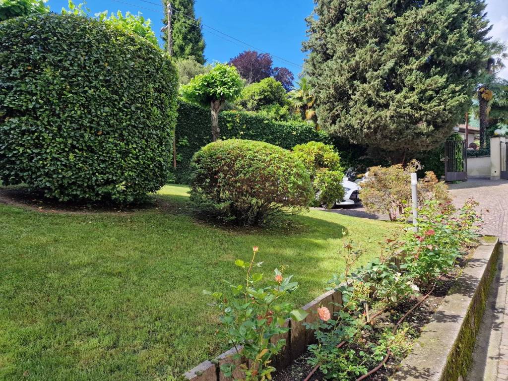 Villa a Stresa in Via per Binda 21 - Foto 4