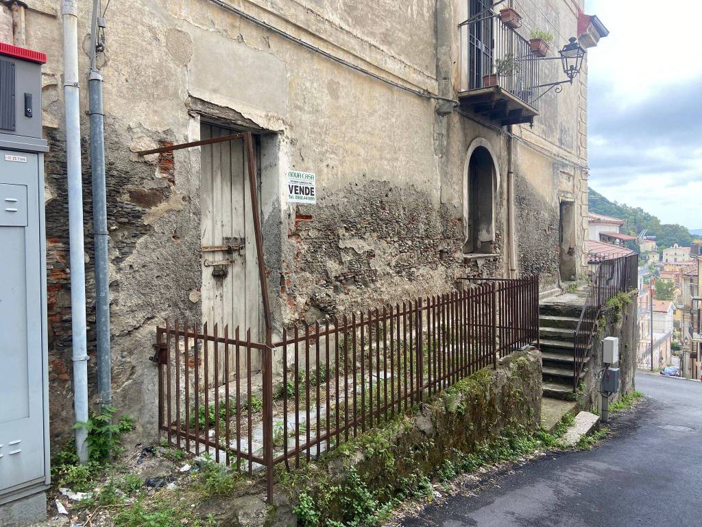 Appartamento a Lamezia terme in Via Raffaele Conforti, 78 - Foto 2