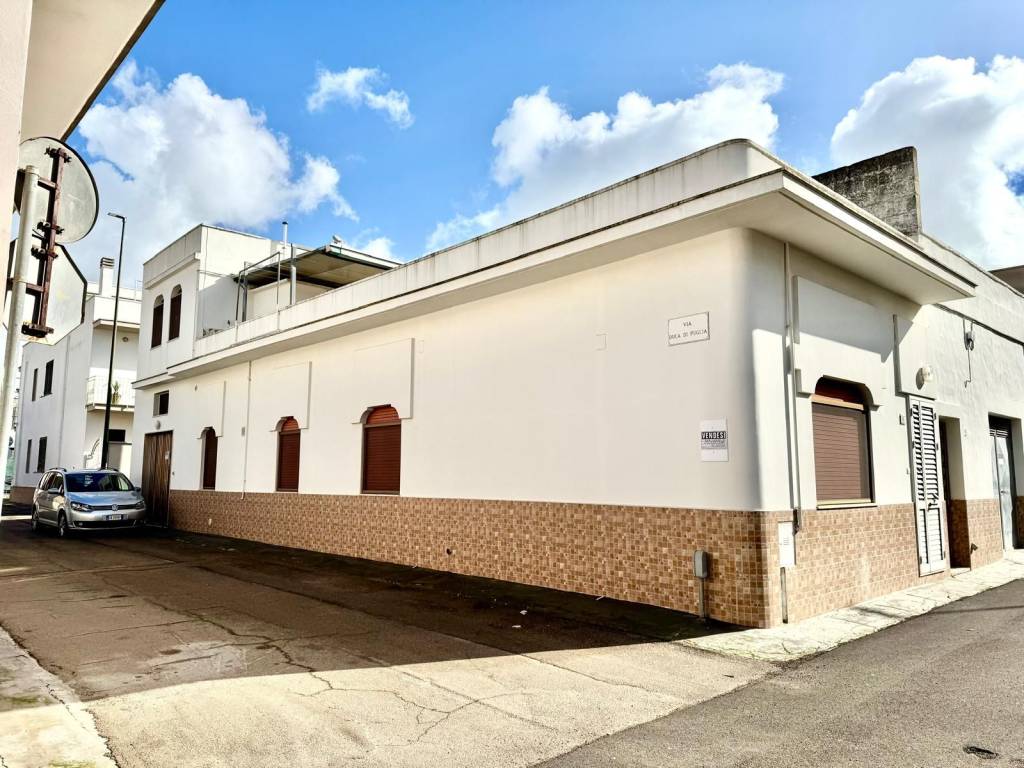 Casa indipendente a Collepasso in Via Nino Bixio - Foto 4