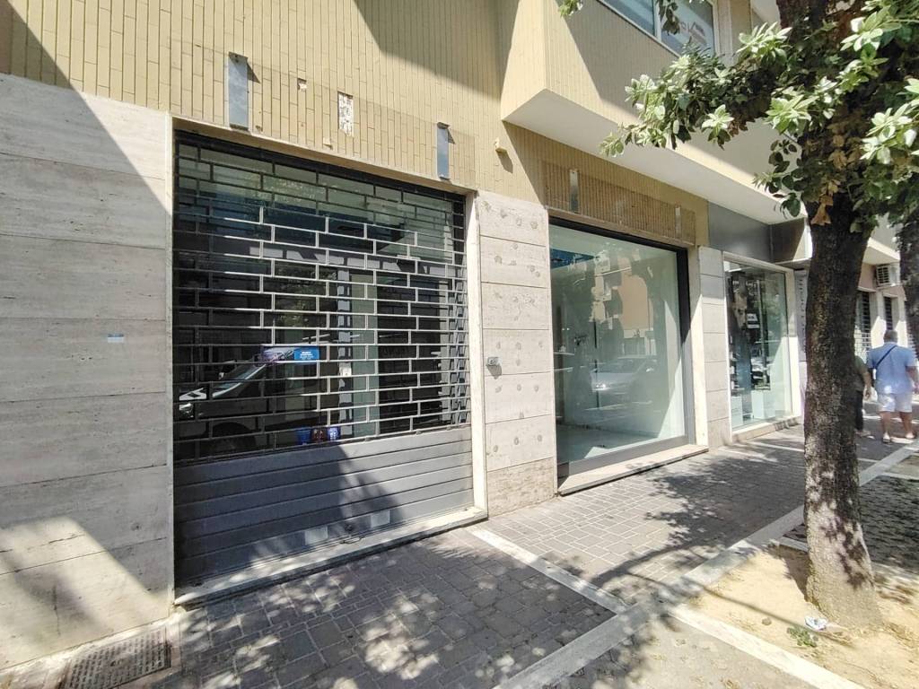 Immobile a Pescara in Viale Guglielmo Marconi, 106 - Foto 2