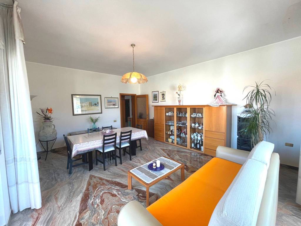 Appartamento a Alba adriatica in Via Mincio - Foto 3