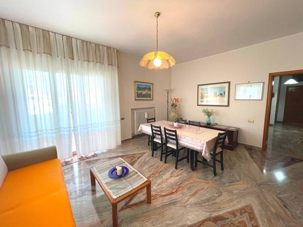 Appartamento a Alba adriatica in Via Mincio - Foto 5