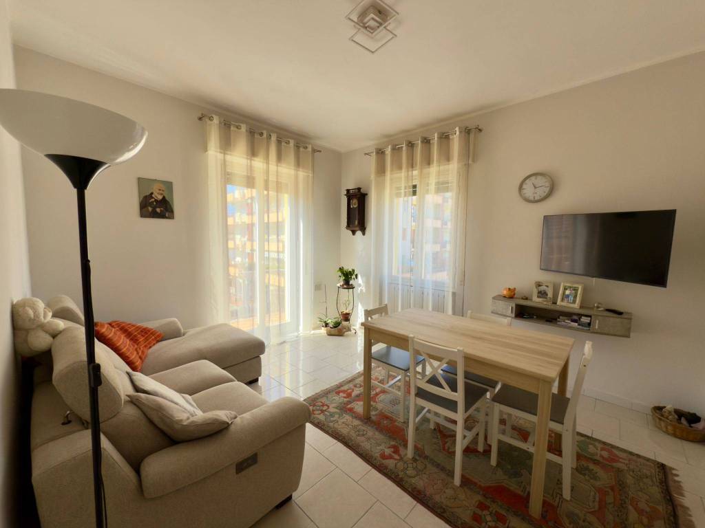 Appartamento a Verbania in Via Palestro, 33 - Foto 3