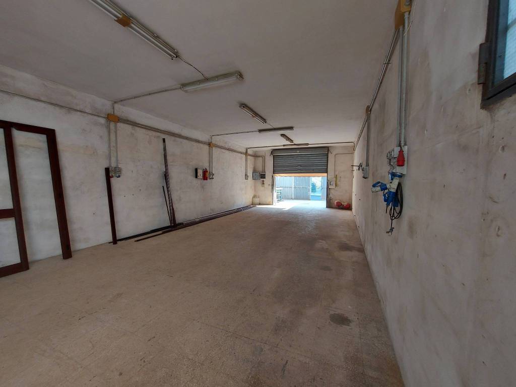 Immobile a Carmiano in Strada N. 25 - Foto 2