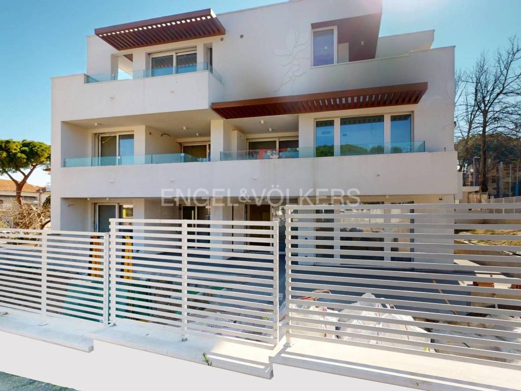Appartamento a Riccione in Viale Emilia, 66 - Foto 4