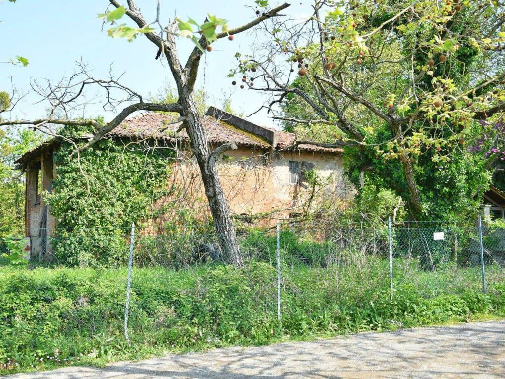 Rustico / casale a San lazzaro di savena in Via Russo, 48 - Foto 1