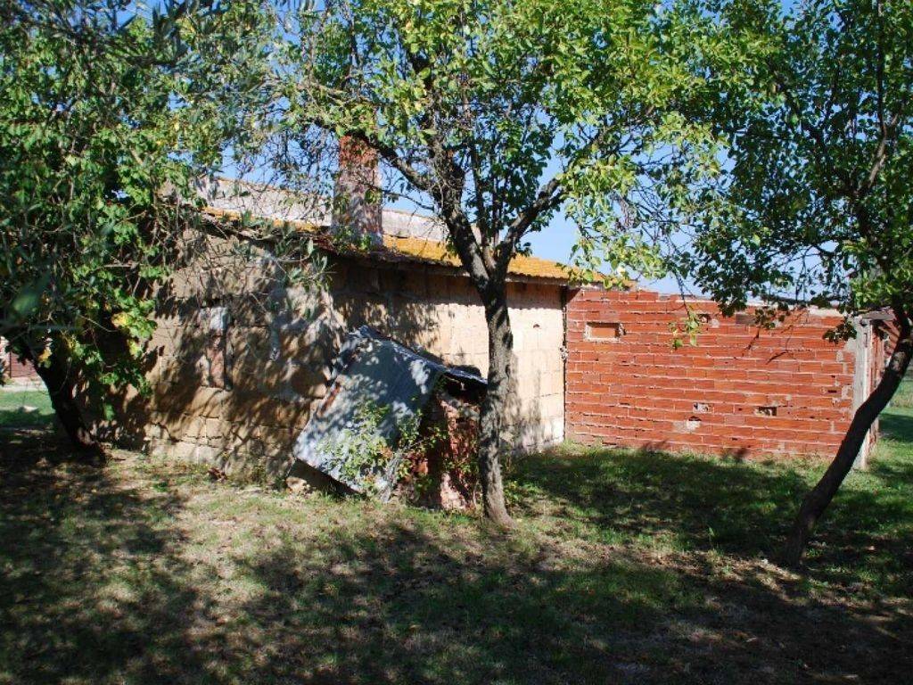 Villa a Castiglione del lago in Via XXV Aprile, 3 - Foto 5