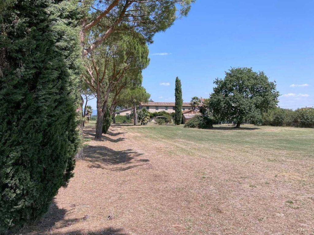 Rustico / casale a Castiglione del lago in Via XXV Aprile, 3 - Foto 2