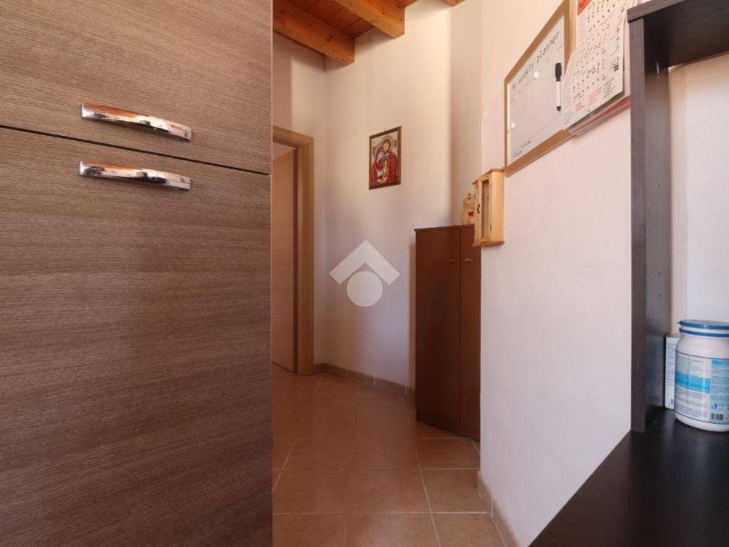 Appartamento a Porto mantovano in Via Gramsci, 1 - Foto 4