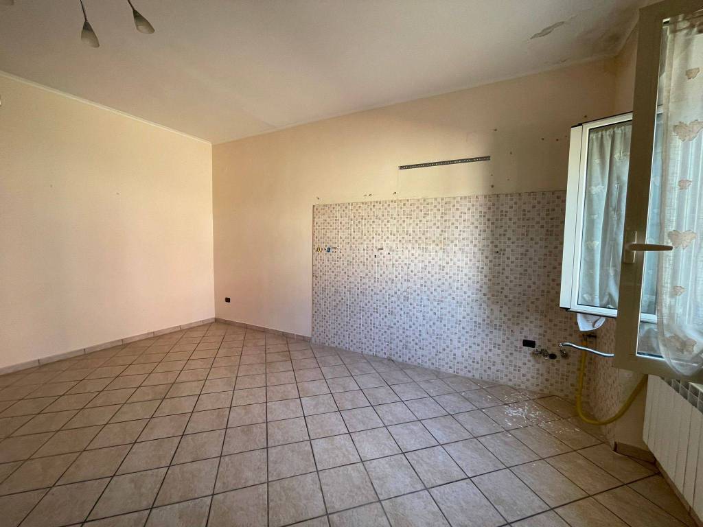 Appartamento a Benevento in Via Tommaso Rossi - Foto 3