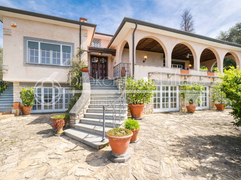 Villa a Massarosa in Via delle Sezioni, 5265 - Foto 2