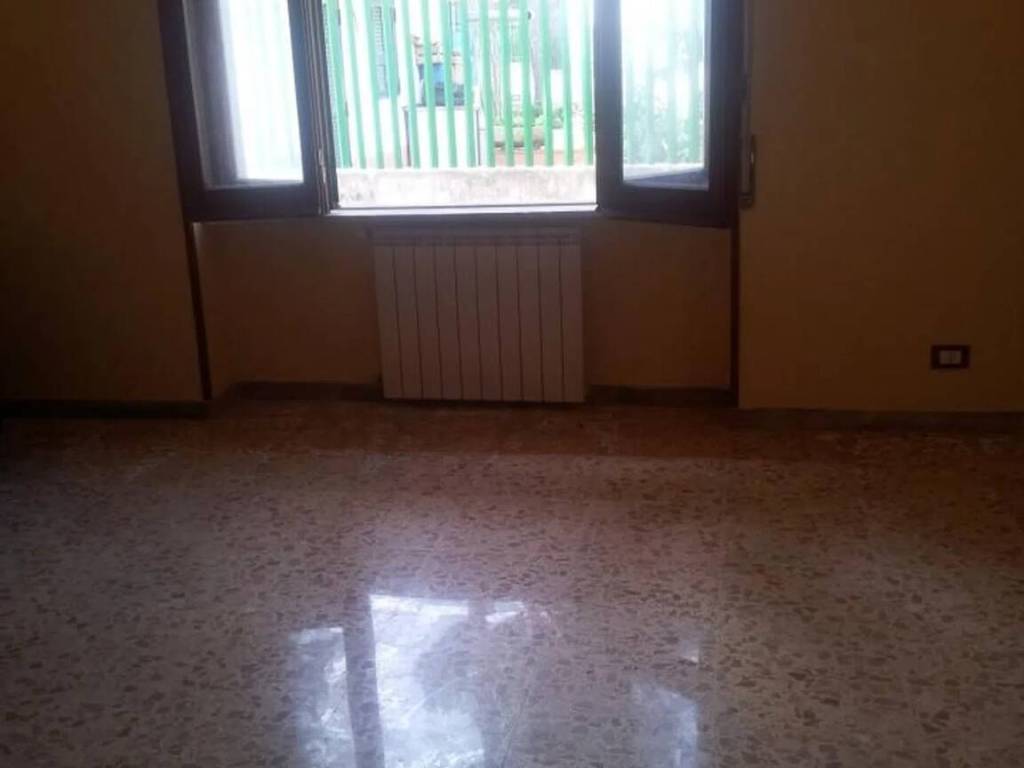 Villa a Castel volturno in Viale Giorgio Vasari - Foto 2
