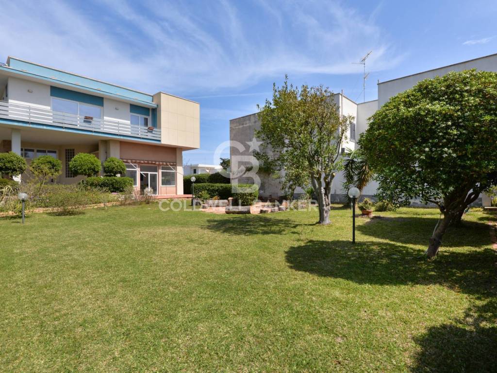 Villa a Lecce in Viale Cristoforo Colombo - Foto 4