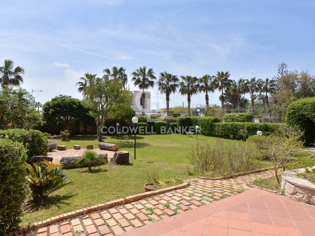 Villa a Lecce in Viale Cristoforo Colombo - Foto 5