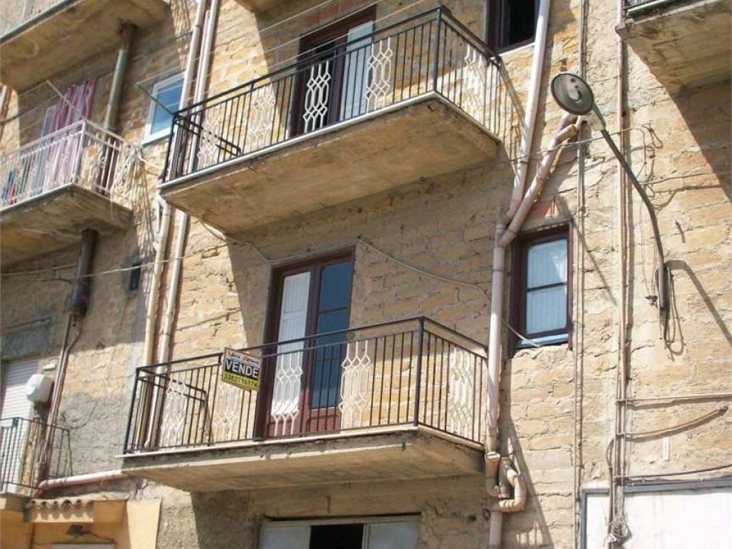 Casa indipendente a Favara in corso vittorio veneto, 266 - Foto 2