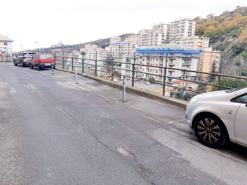 Appartamento a Genova in Via Marcello Bonacchi - Foto 2