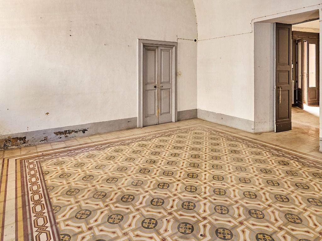 Appartamento a Casarano in Piazza Martiri Ungheresi - Foto 5