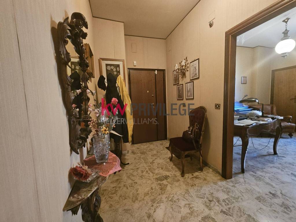 Appartamento a Brindisi in Via Achille Grandi, 72 - Foto 2