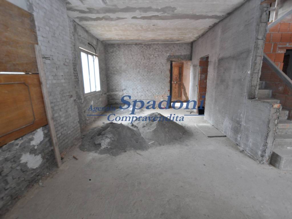Villa a Ponte buggianese in Piazza Giuseppe Magrini, 2 - Foto 4