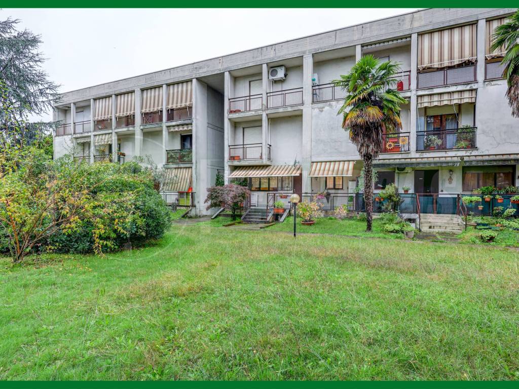 Appartamento a Samarate in Via del Carro, 5 - Foto 2