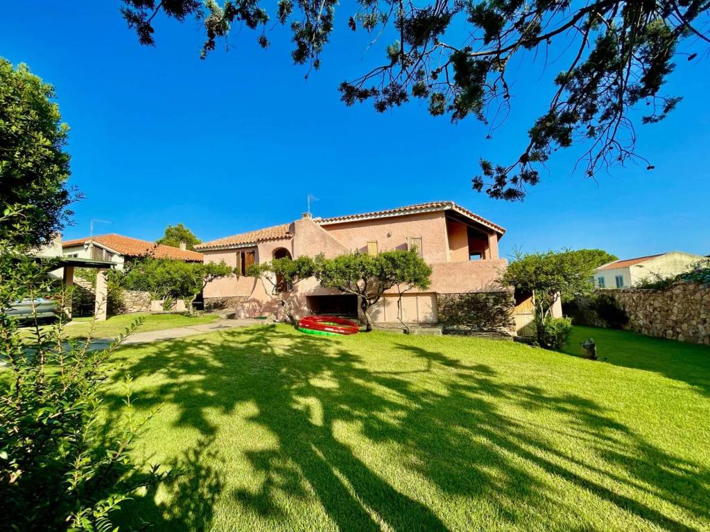 Villa a Golfo aranci in Via Sabina, 12 - Foto 3