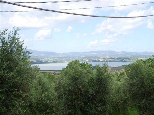 Villa a Castiglione del lago in Via XXV Aprile, 3 - Foto 2