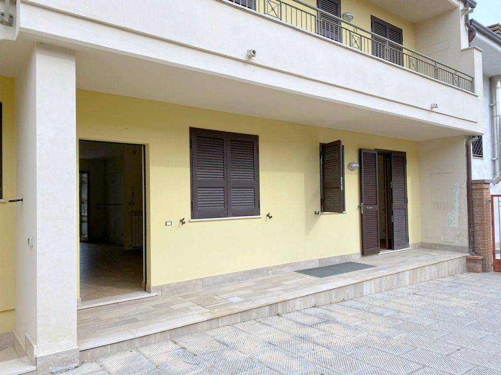 Villa a Castiglione del lago in Via del Poggio, 10 - Foto 3