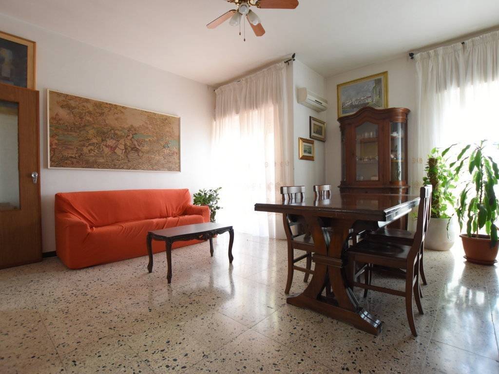 Appartamento a Sassari in piazza Puccini, 5 - Foto 2