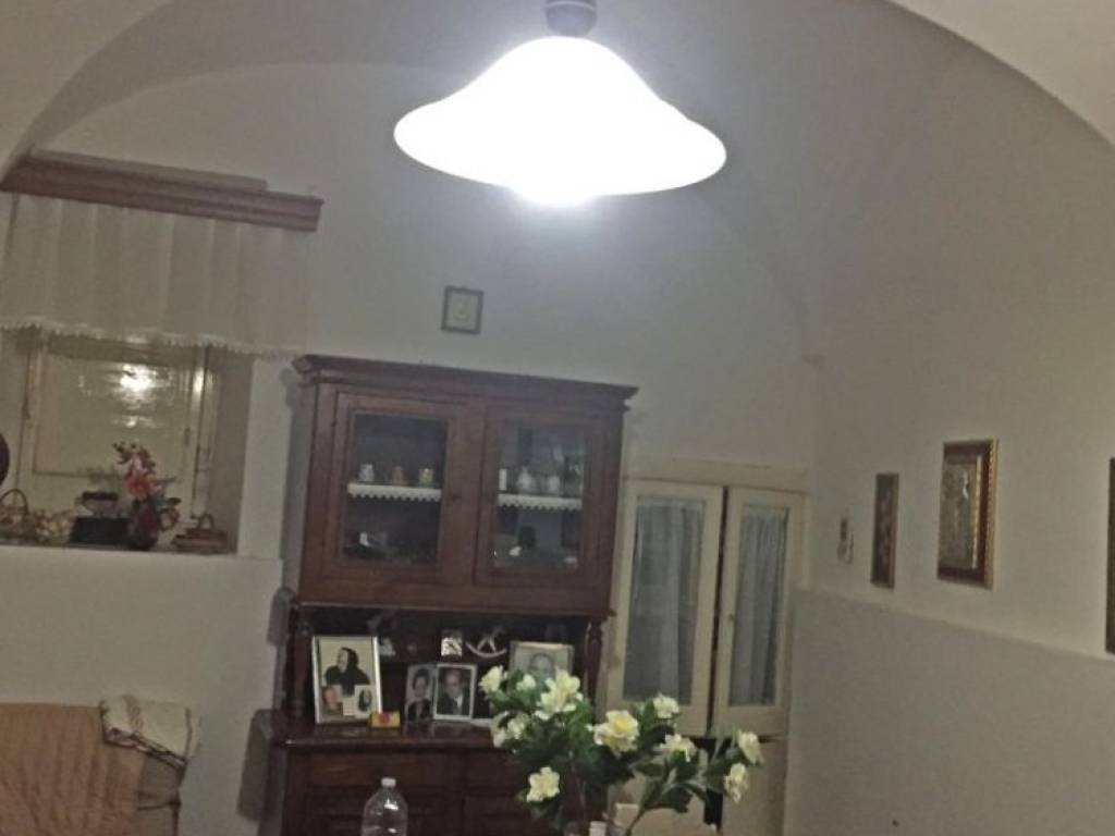Casa indipendente a Ceglie messapica in Via Maddalena - Foto 2