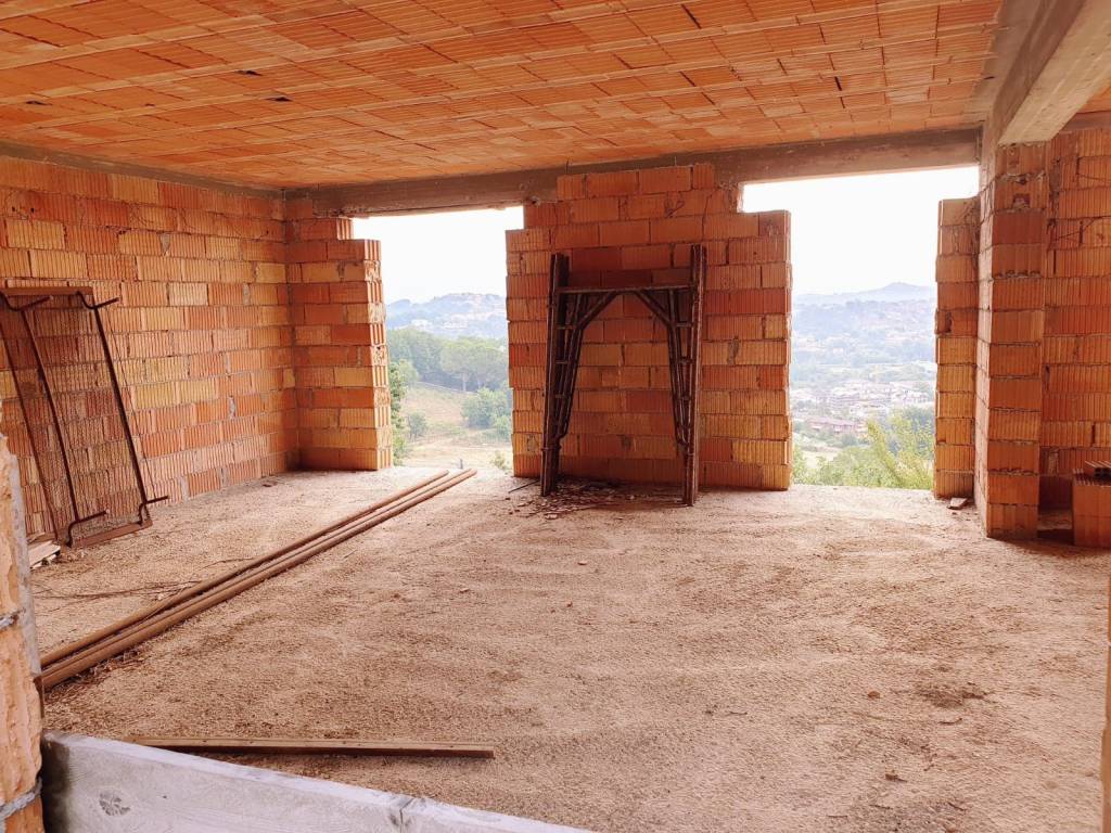Villa a Ceccano in Via Badia - Foto 2