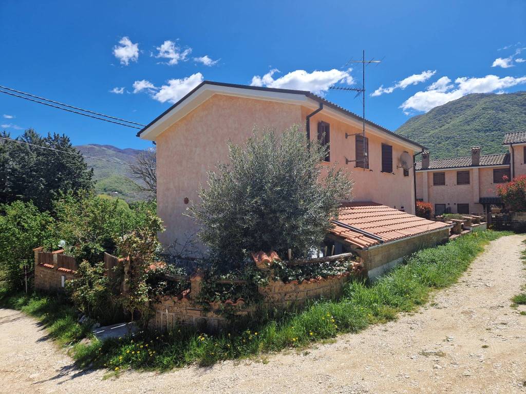 Villa a Rocca di botte in SP27a - Foto 5