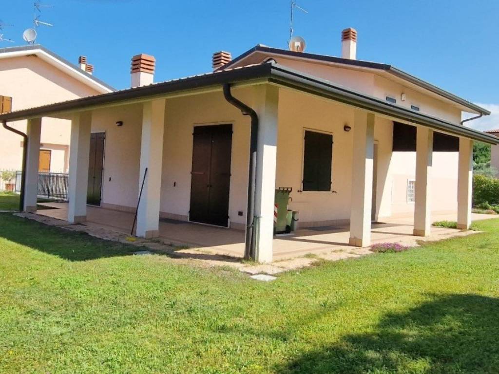 Villa a Affi in Via Don Giovanni Bosco, 14 - Foto 3