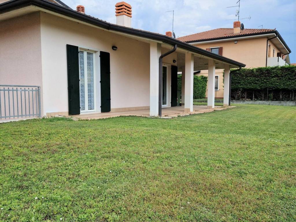 Villa a Affi in Via Don Giovanni Bosco, 14 - Foto 4