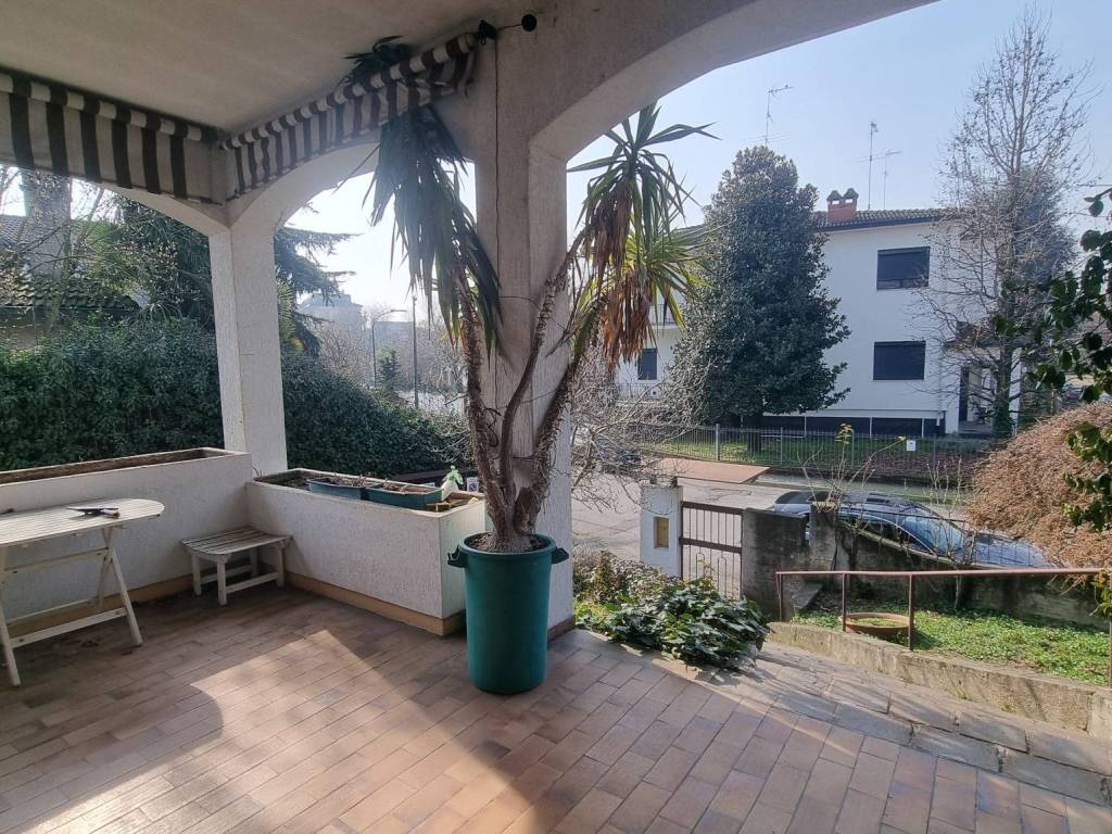 Villa a Cremona in Via Brembo, 11 - Foto 2