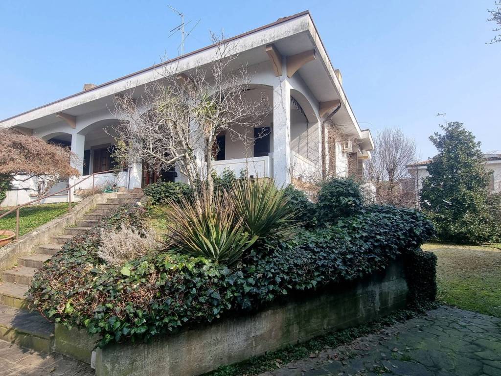 Villa a Cremona in Via Brembo, 11 - Foto 4