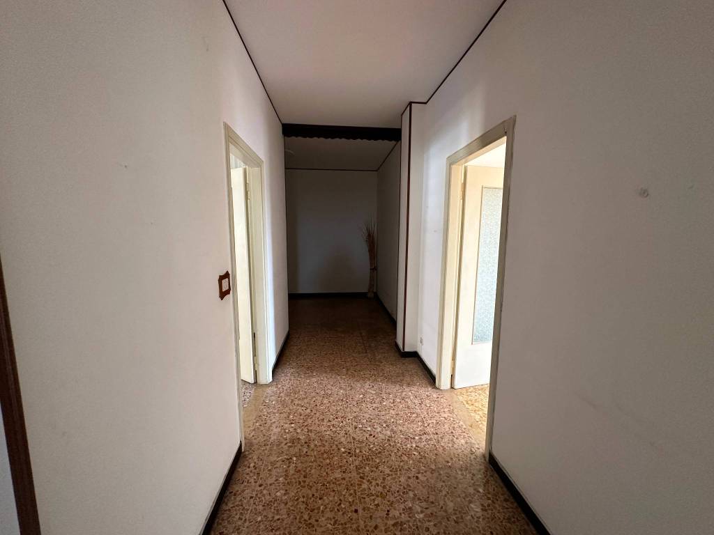 Appartamento a Acqui terme in Via Fra' Jacopo Berlingeri, 52 - Foto 2